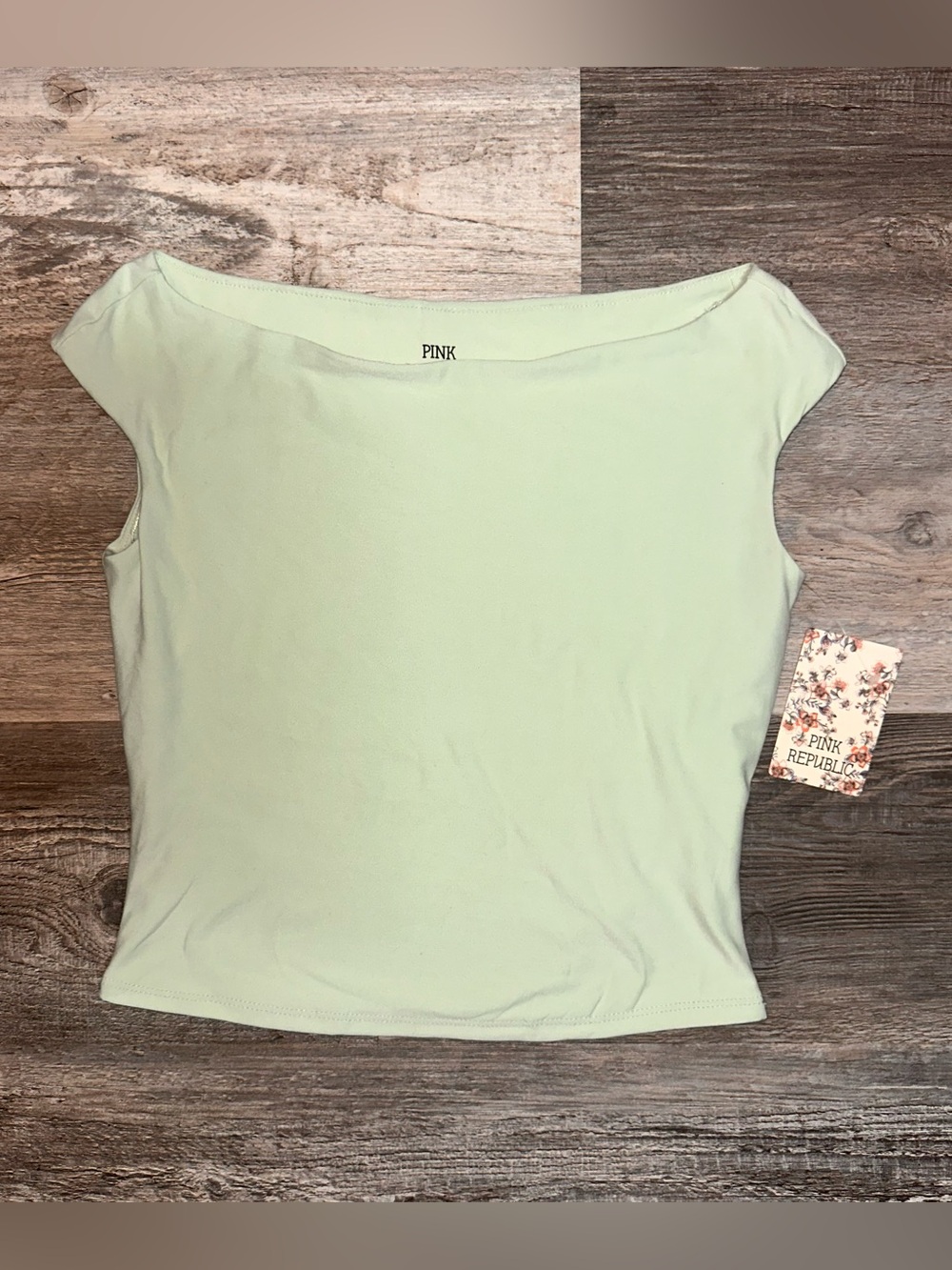 Pink Republic Junior’s Mint Green Contour Boatneck Tank Top